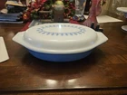 Vintage Pyrex Snowflake Garland Divided Casserole Dish 1.5 qt
