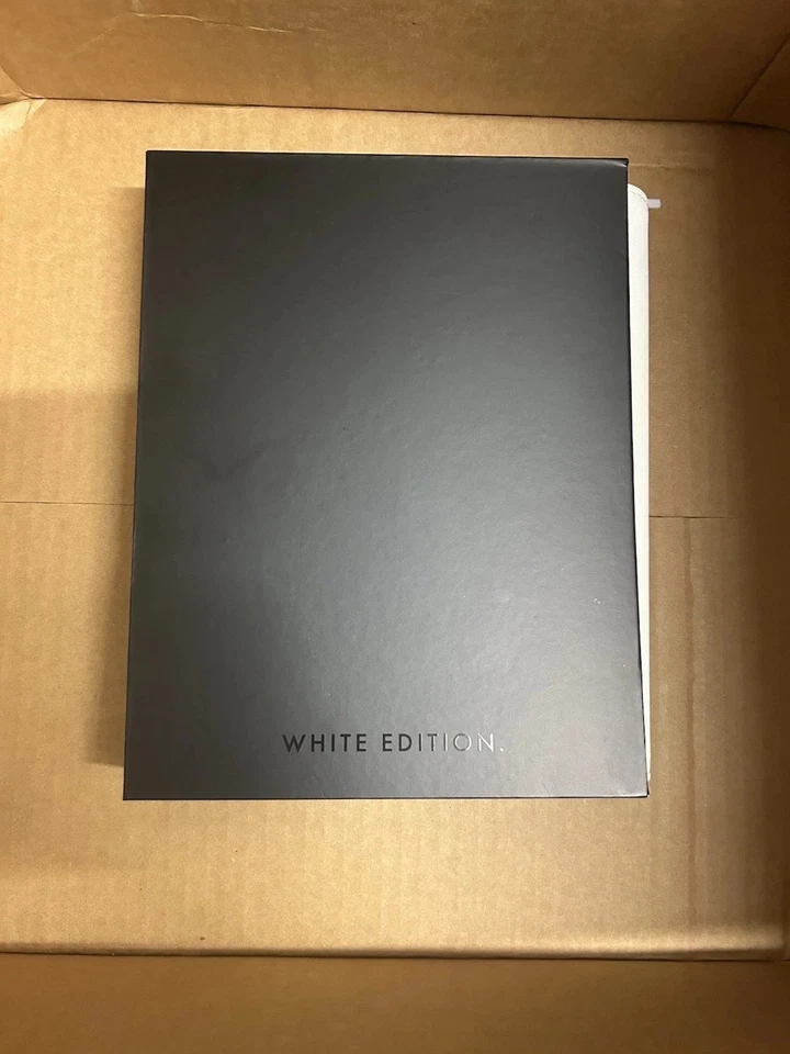 Carpeta con cremallera Vault X White Edition Exo-Tec 4 bolsillos Foto 2 de 4