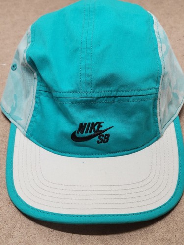 NIKE SB Mütze mit verstellbarem Riemen hinten "türkis"
