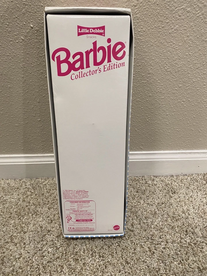 🌟Little Debbie Snacks 芭比娃娃特别版 2001 美泰 #50372 全新带盒 — 第 3/4 张图片