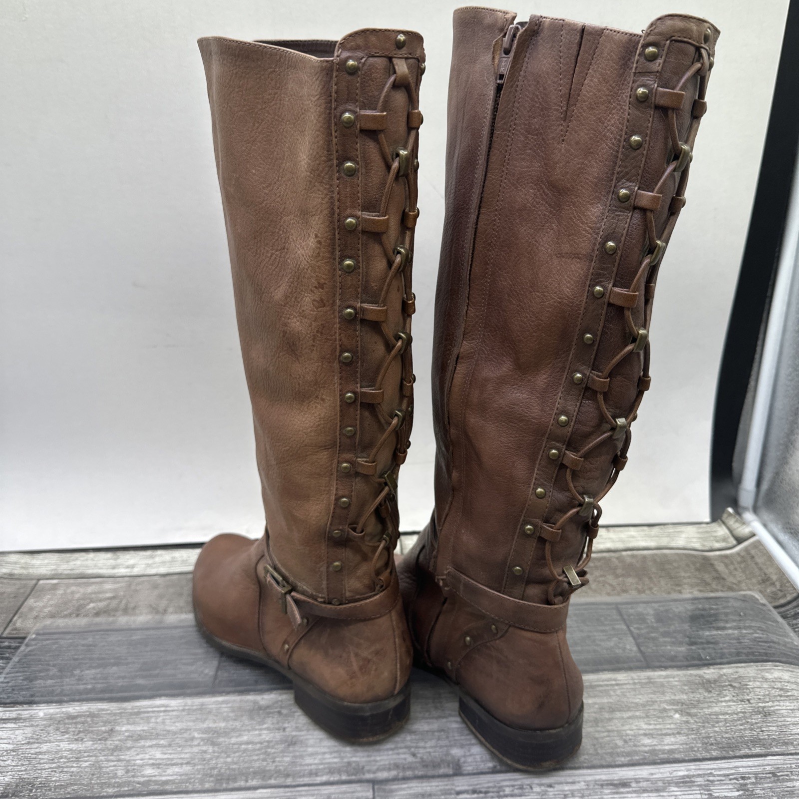 Gianni Bini Steampunk Boots Size 9M Mid Calf  Low Heel Brown Leather Wrap Strap
