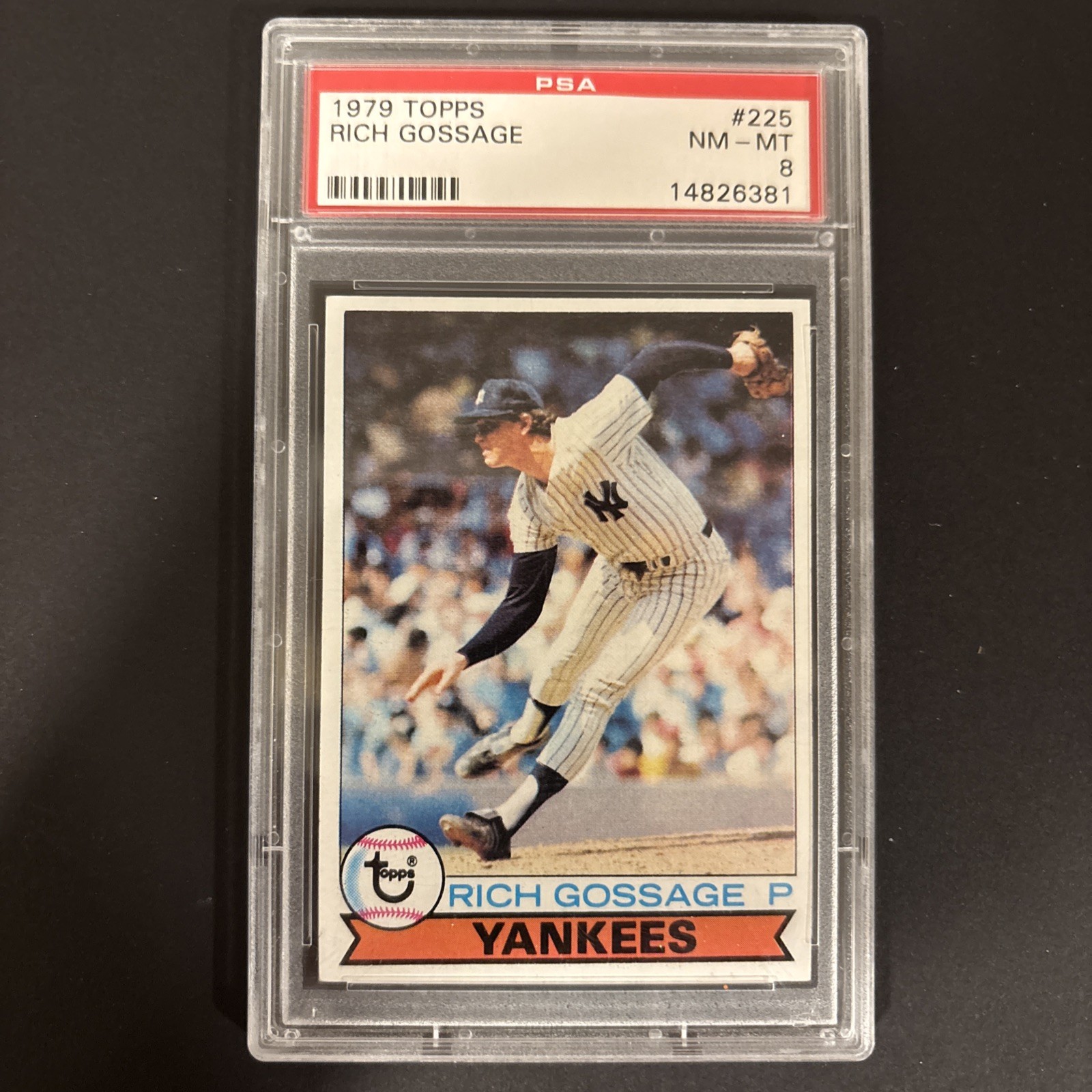 1979 RICH GOOSE GOSSAGE TOPPS CARD# 225 PSA GRADE 8