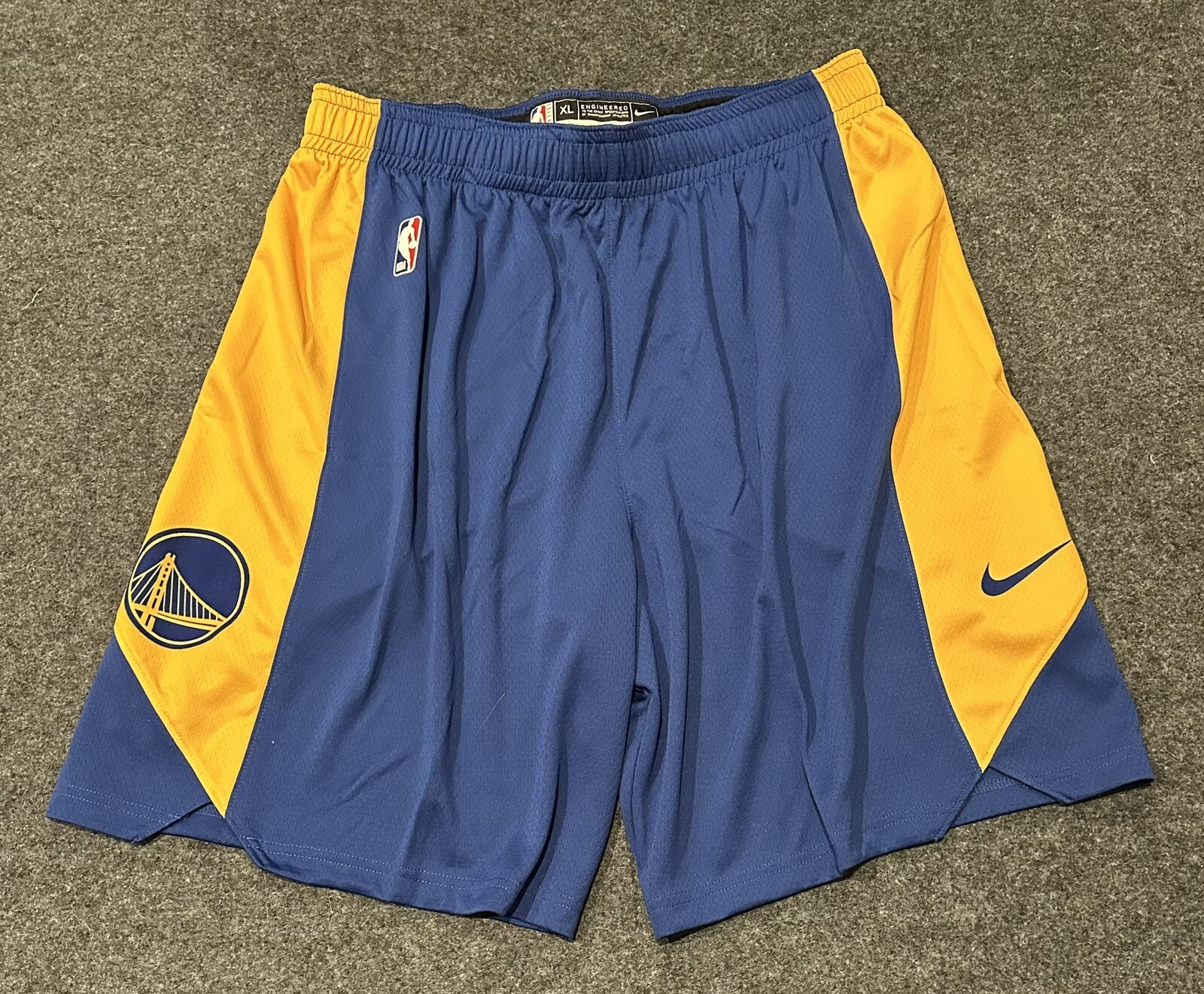Nike Golden State Warriors Team Issue Basketball Shorts BQ4786-495 Men’s Size XL