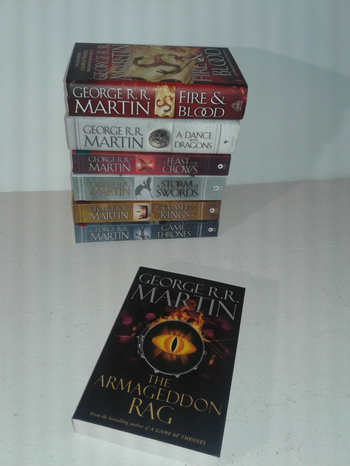 Lot 7 Game Of Throne Books George RR Martin  + Armageddon Rag Book.-image