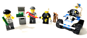 100% Complete LEGO CITY: Police Minifigure Collection (7279) box & Instructions