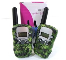 Travel T-388 2-Pc Multi Channel Walkie Talkie Set, W/Built-in Light, Green Camo