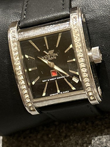 Very Rare Vostok Europe Red Square Lim. Edition 0025/3000 Automatic Ladies Watch - Picture 4 of 16
