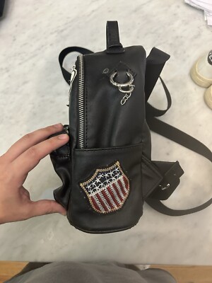 is the lululemon everywhere belt bag worth it The Lululemon Belt Bag Was the Perfect Accessory for My Two-Week Hawaiian  Honeymoon