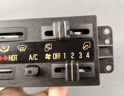 Isuzu NPR AC/Heater Climate Controller Panel AC Panel Switch Unit OEM JDM Used - Picture 2 of 9