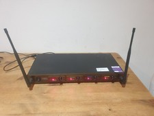 Kam KWM Quartet  UHF Wireless Microphone System