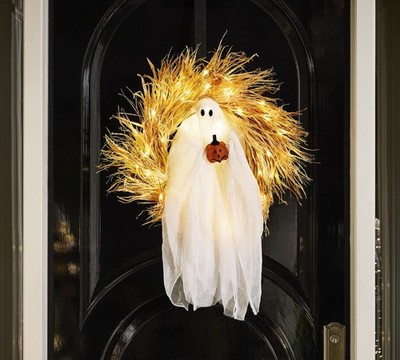 Mr. Gus the Ghost Wreath