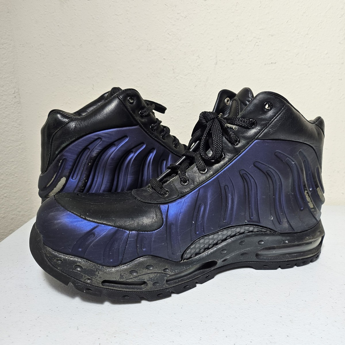 foamposites with zipper