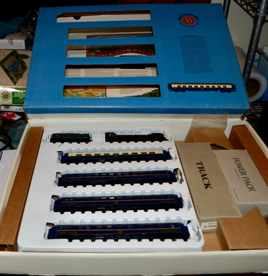 Juego de tren Bachmann Orient Express 40-0185--Escala HO Foto 2 de 4