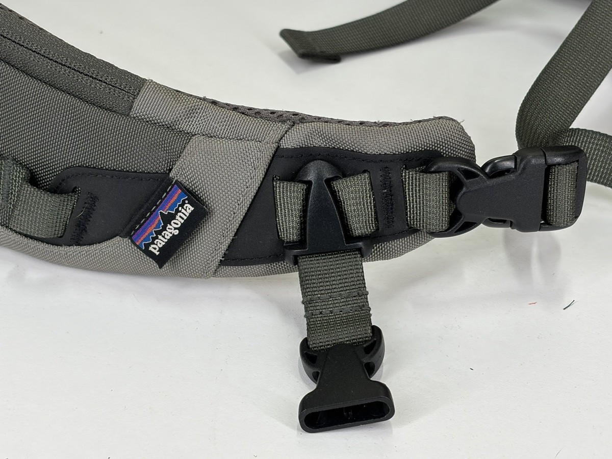 Patagonia Stealth Atom Fly Fishing Shoulder Sling Body Bag Pack 8L | eBay Patagonia Stealth Atom Fly Fishing Shoulder Sling Body Bag Pack 8L | eBay
