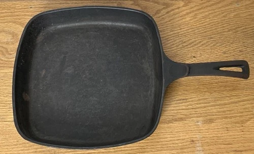 Wagner Ware Square Cast Iron Skillet Pan Seasoned 1218 Flat