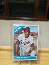 1966 Topps Oliva #450 Low Grade
