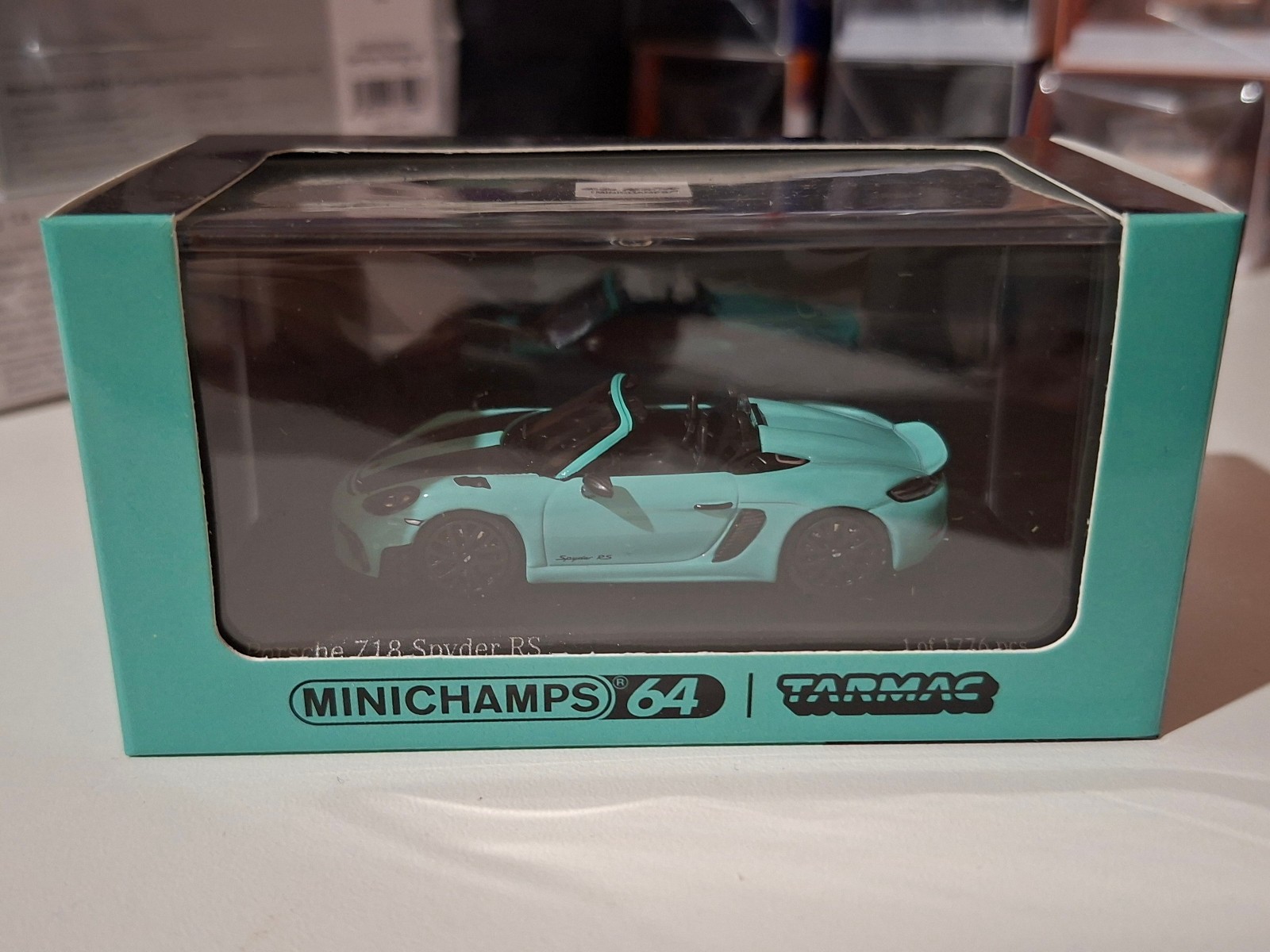 Porsche 718 Spyder RS Tarmac miniature idéale pour vitrine de passionné