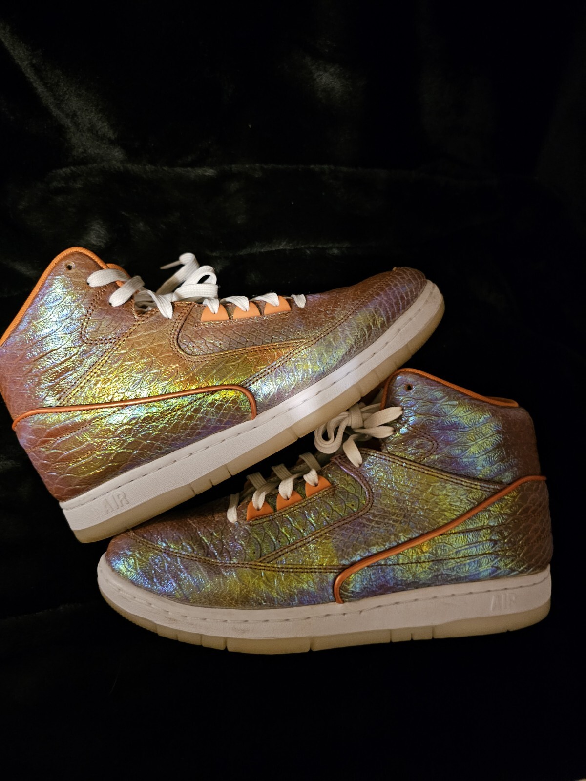 Size 9 - 69.  Nike Air Python Iridescent - image 2