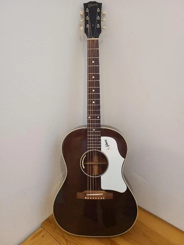 Gibson Custom Shop 1960s B-25 with anthem Brown Acoustic Guitar Used Product