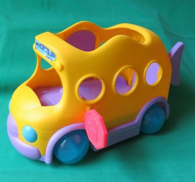 bubble guppies swimsational school bus