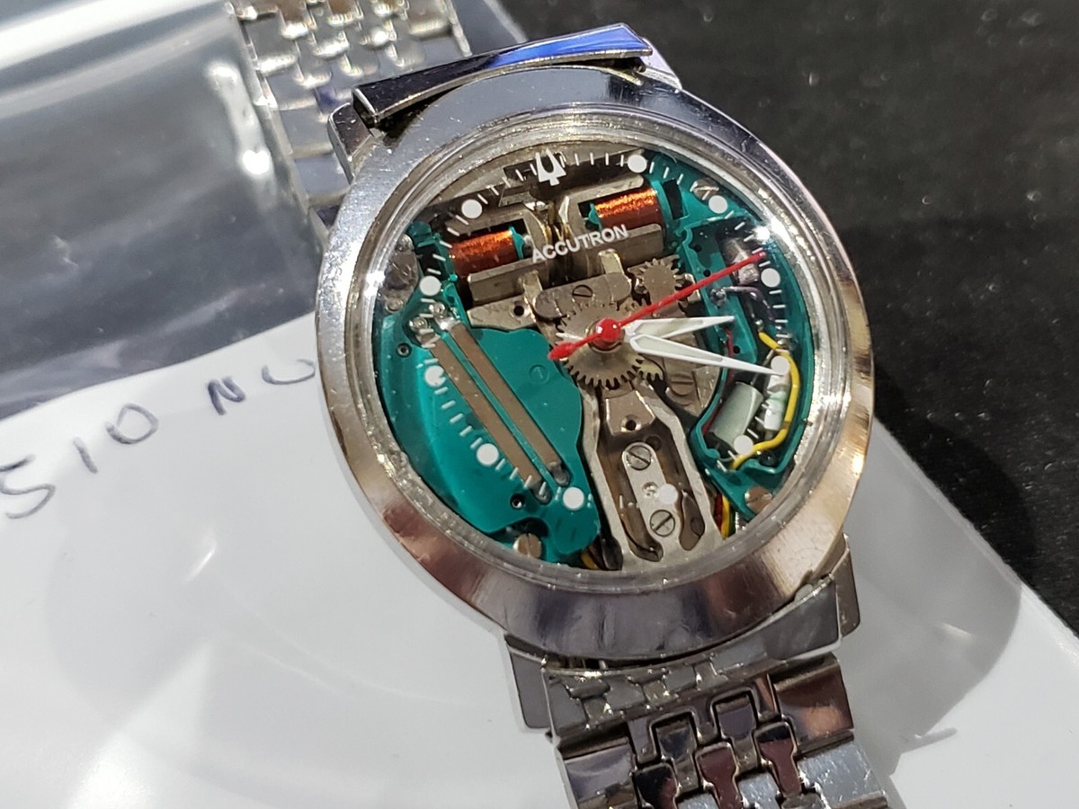 1970 Bulova Accutron Spaceview Watch 214 Flying Saucer Stainless 