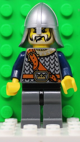 ๐ฐKate's Figs: LEGO Castle Minifigures - Kings, Knights, Crusaders, & Forestmen - Picture 216 of 316