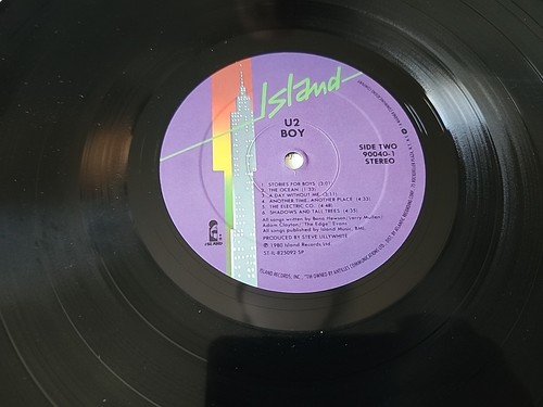 U2 'Boy" early 1980's Lp press in shrink ex condition USA - Picture 9 of 11