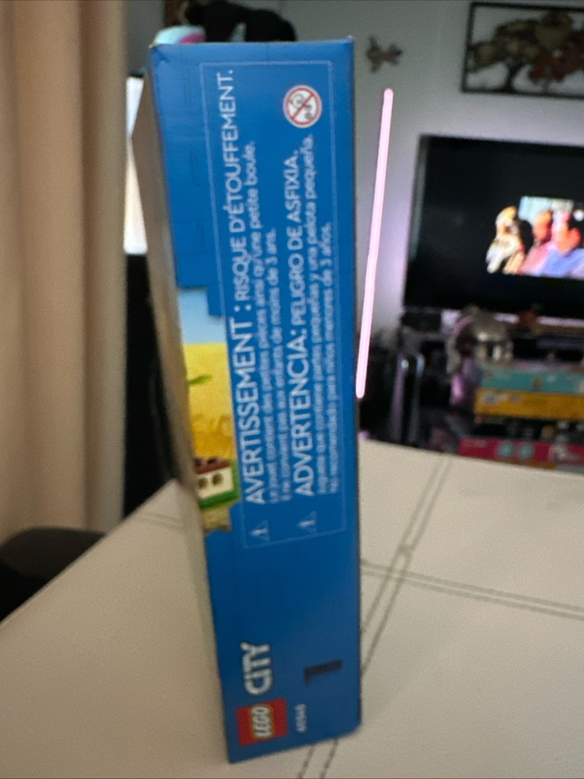 LEGO CITY: Farmers Market Van (60345) Retired - New Sealed Original Box thumbnail 3