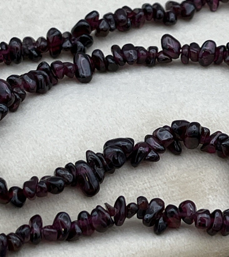 Vintage Natural Garnet Chip Bead Necklace 88cm lo… - image 7