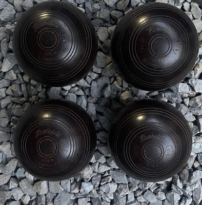 Henselite Lawn Bowls Set Of 4 Size 2