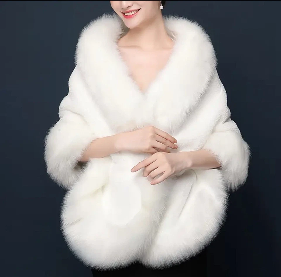 优雅的白色人造毛皮披肩柔软保暖防风婚礼、冬季、派对 — 第 3/4 张图片