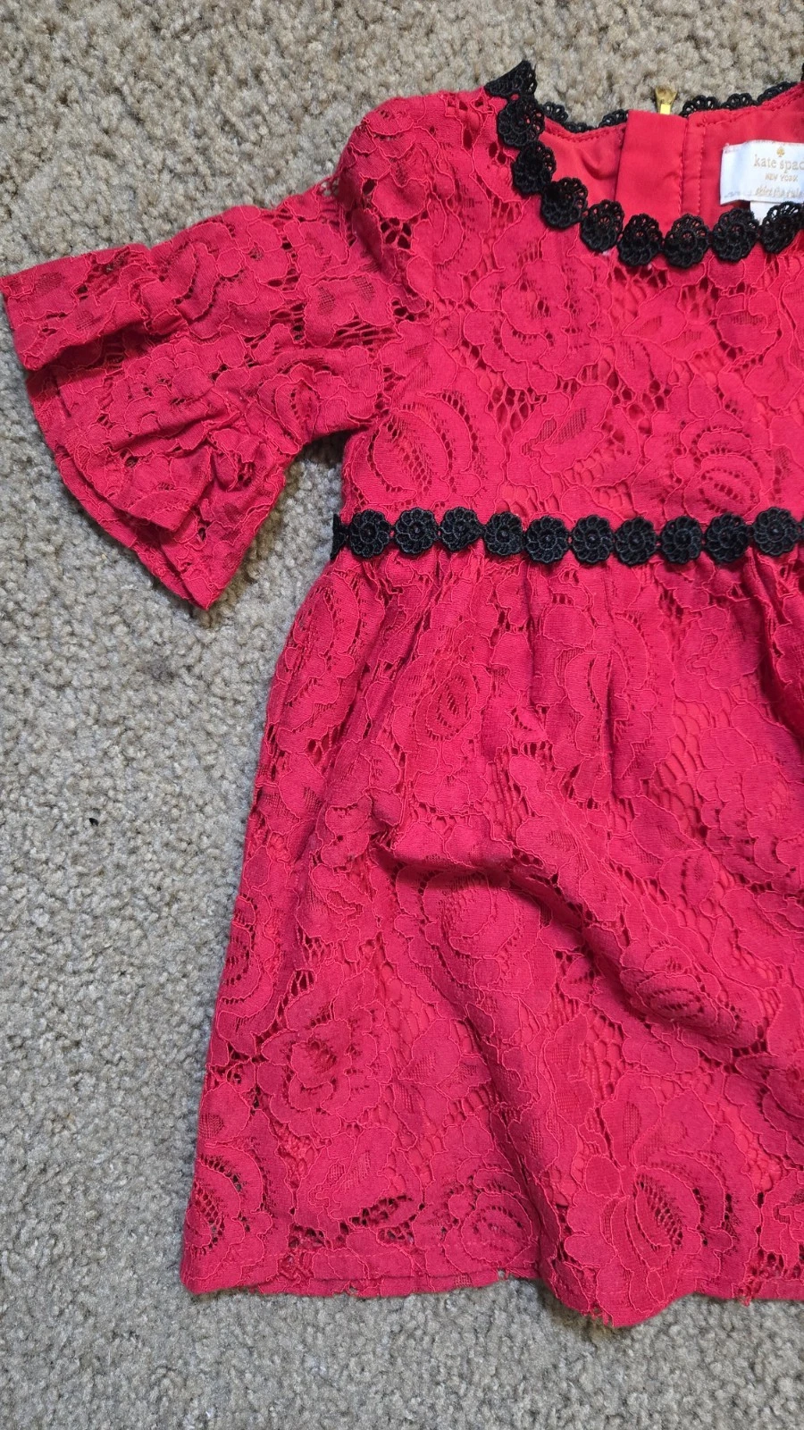 Abito rosso Kate Spade in pizzo con volant taglia 2