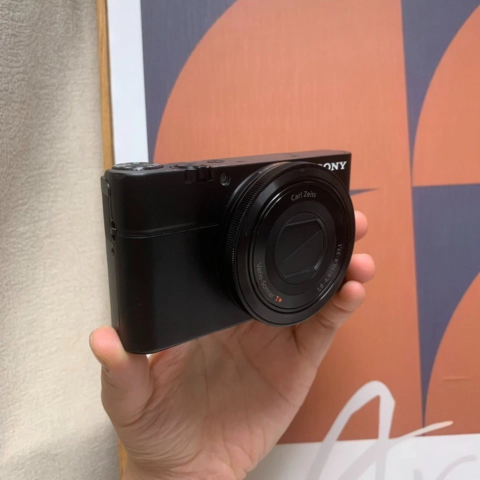 Sony RX100 20.20 MP 3.6 x Compact Digital Camera w/ Accessories 95% New - Image 3 of 4