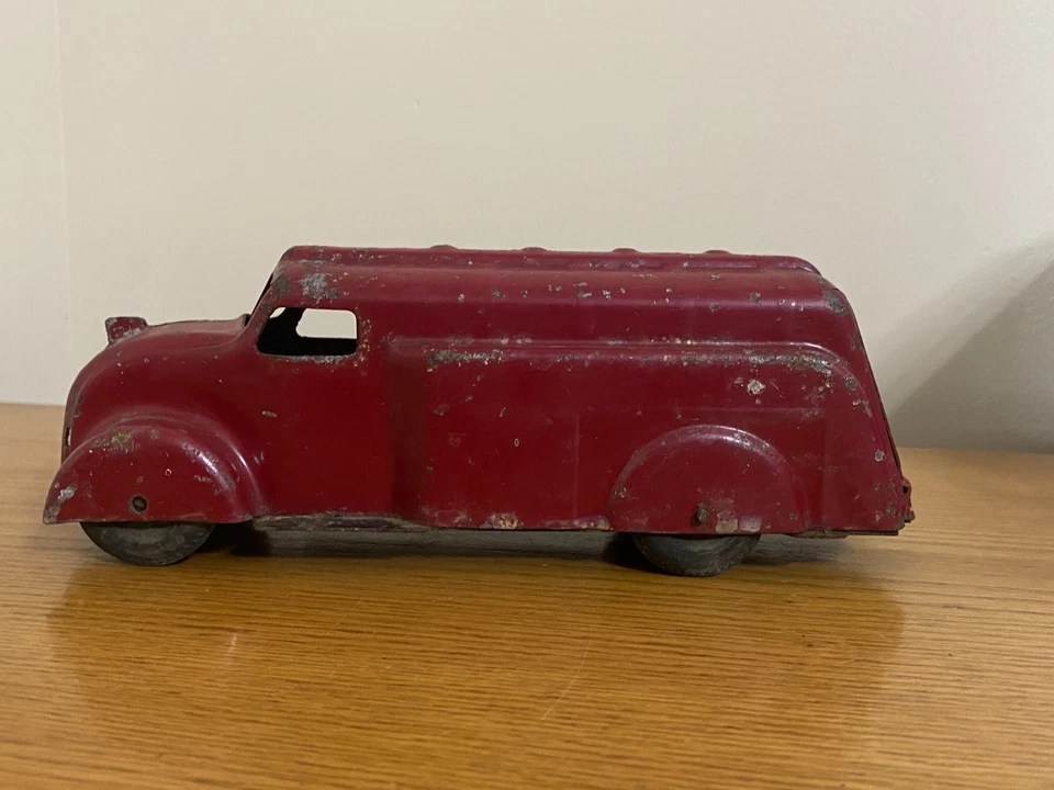 Camión cisterna de acero prensado Wyandotte Marx furgoneta de reparto PA-33 Foto 3 de 4