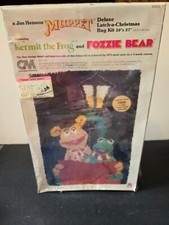 Vtg Latch-a-Christmas Rug Kit 20x27 Kermit the Frog  Fozzie Bear K3681 Made USA