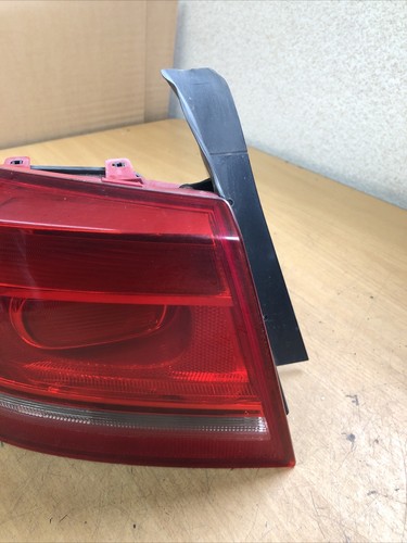 VW PASSAT B7 SALOON 2010-2015 REAR LIGHT OUTER PASSENGER LIFT SIDE 3AE945095F - Picture 2 of 9