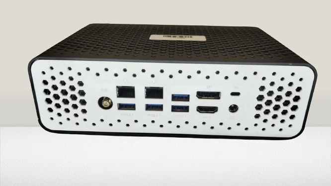 Mini PC ZOTAC, ZBOX-CI640NANO i5 10ª GENERACIÓN 1.6Ghz 8GB RAM, 240GB HDD Wifi Foto 2 de 3