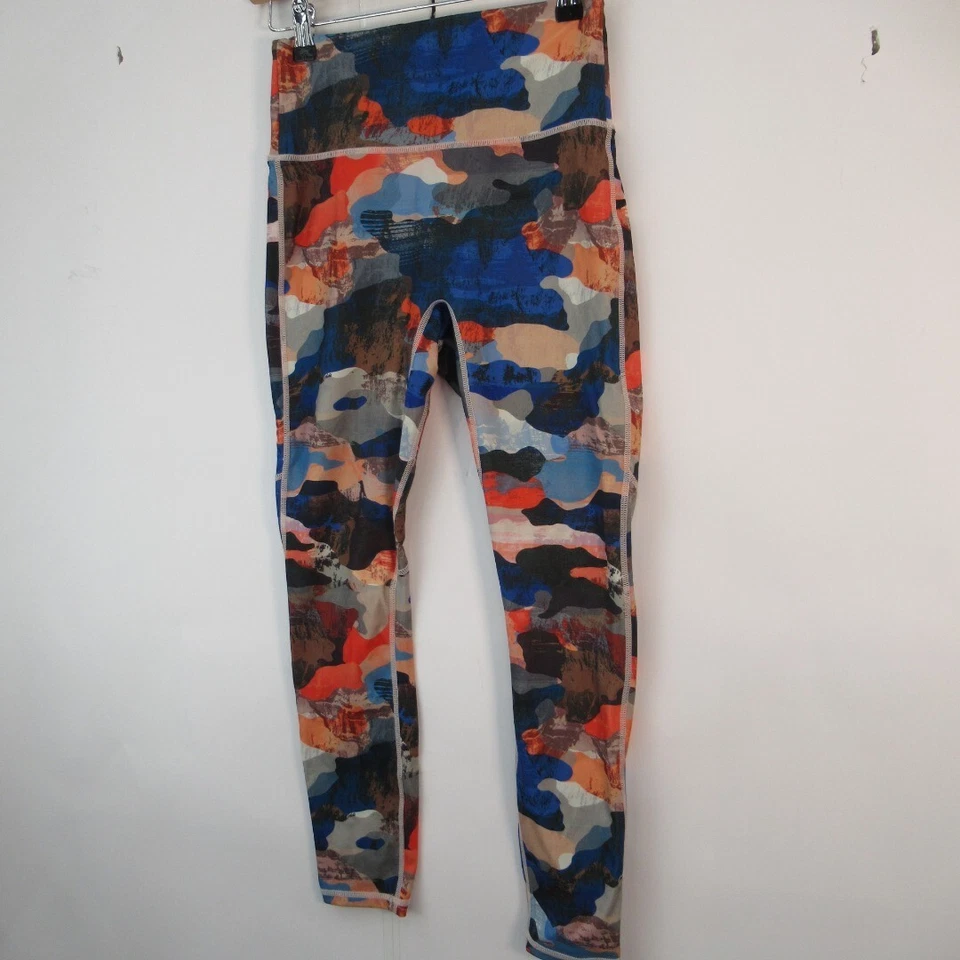 Fabletics Anywhere High-Waisted Leggings Small 7/8 w/ Tags Sports Yoga Workout - Image 3 of 4