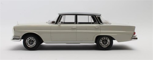 Cult Mercedes Benz 220SE W111 White/Black Roof 1959-1965 CUL CML151-1 - Picture 6 of 9