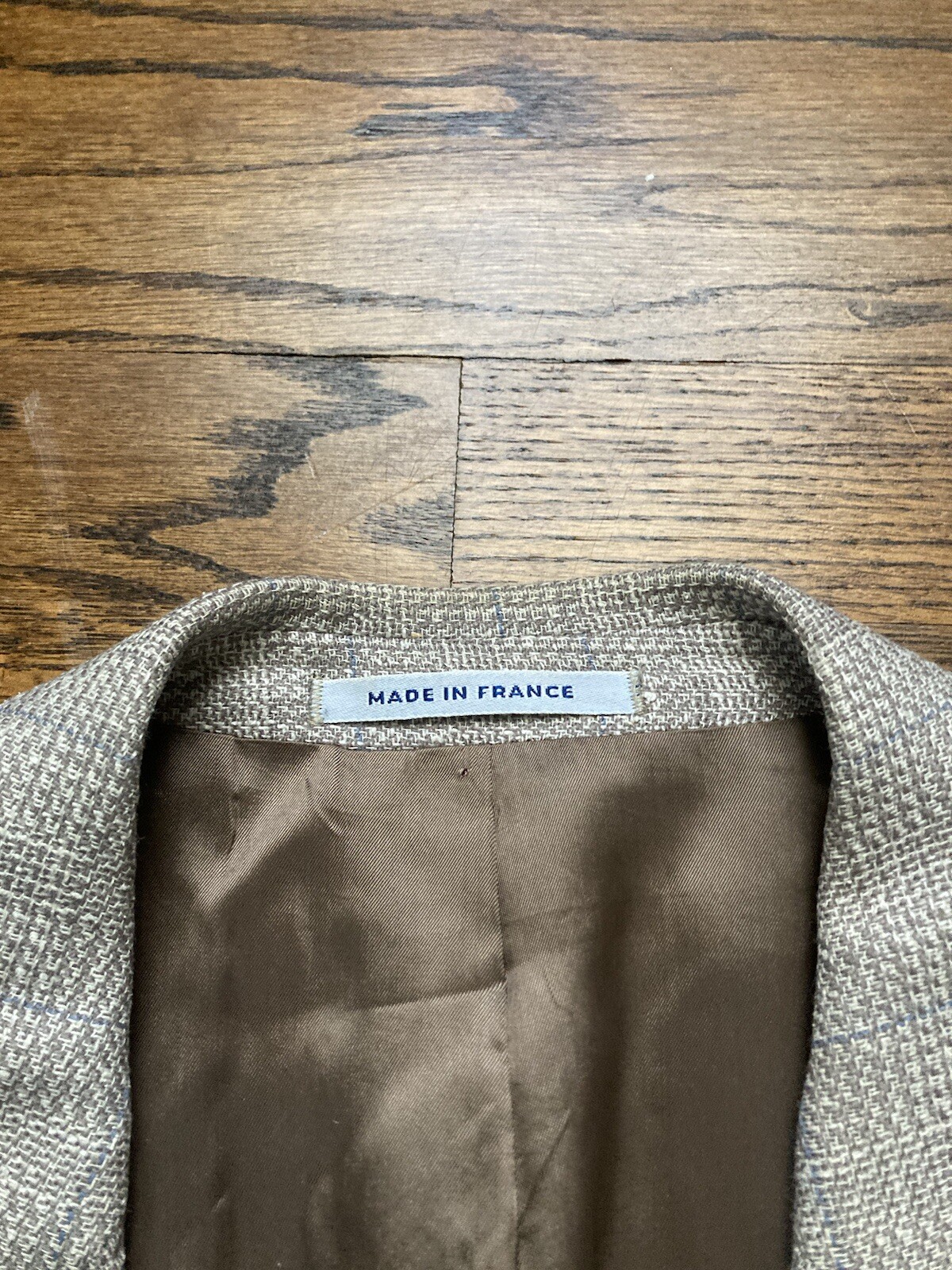 Picture 2 of 10