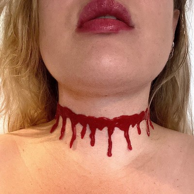 Blutender Hals - Silikon Prothese - Schlitz Hals SFX Make Up - Halloween