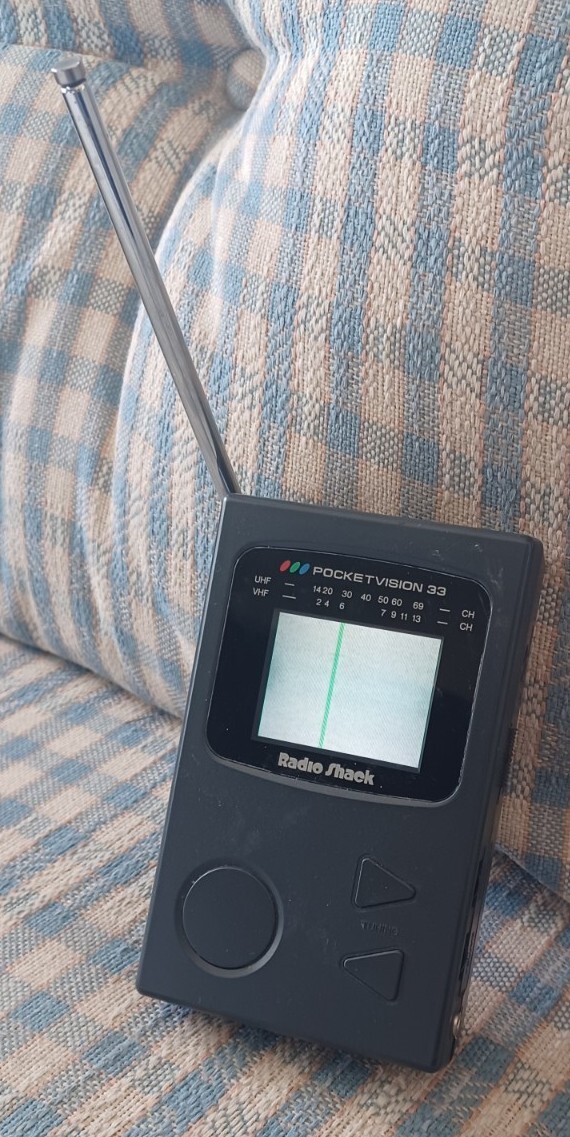 VTG Radio Shack 16-170 Pocketvision 33 Black Portable Mini LCD