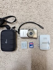 Canon PowerShot ELPH SD3500 IS 14.1MP 5x Zoom Silver Point & Shoot w/ Flash