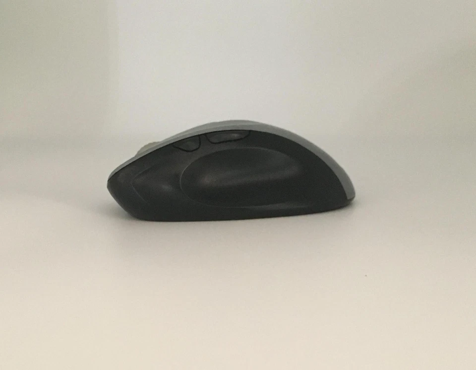 Microsoft 1052 Wireless Laser Mouse 6000 - Silver (B5V-00001) - Image 2 of 4