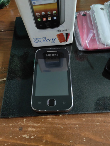 Samsung Galaxy Young Colour Plus GT-S5360 Boxed Unlocked And Good Condition. - Picture 3 of 22
