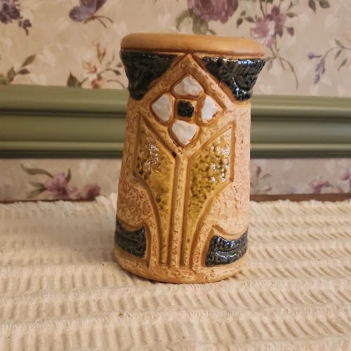 Vintage Roseville Mostique Vase Pattern  6"