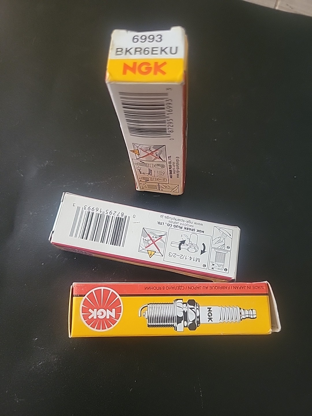3x NGK 6993 BKR6EKU Standard Spark Plugs - Yamaha FGR8LDP0 FGR7DDP 94709-00405