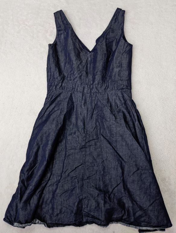 Gap Double V-neck fit & flare chambray dress Womens 4 Blue Pockets