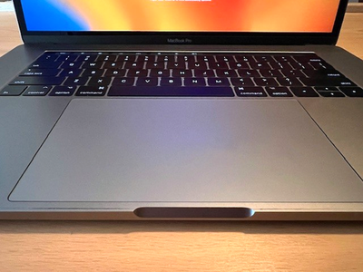 2017 Apple MacBook Pro 15