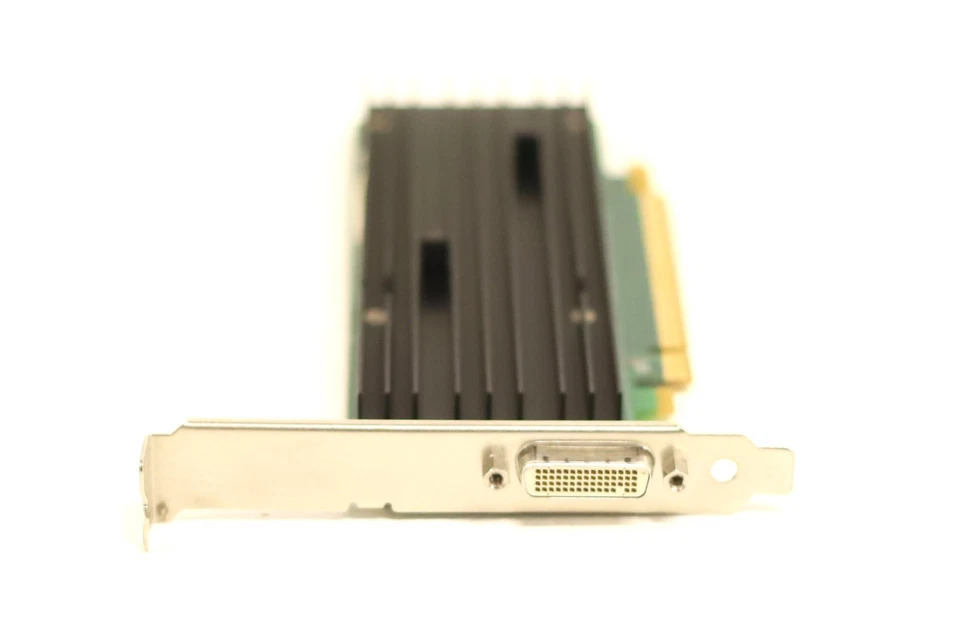 PNY NVIDIA Quadro NVS 290 256MB DDR2 PCIe Graphics Card P/N: VCQ290NVS-PCIEX16 - Image 3 of 4